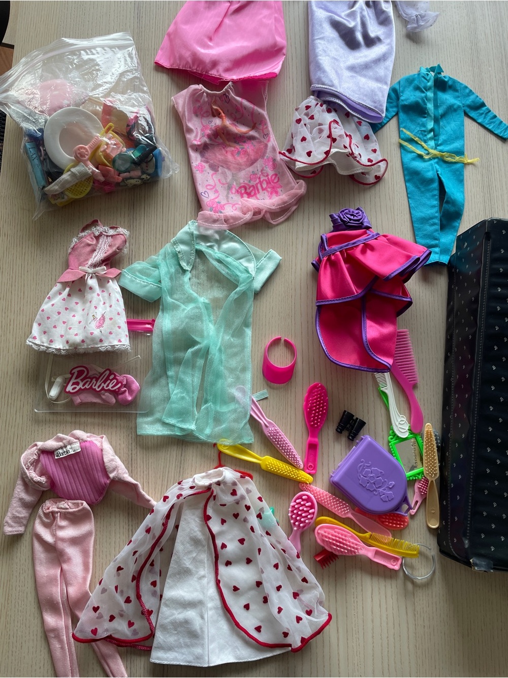 Vintage Barbie Clothes Bundle (80sβ90s) β Great Condition - Picture 4 of 16